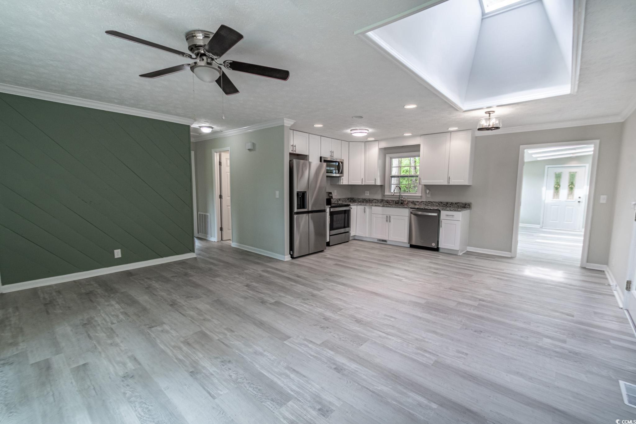 927 Tiffany Lane Conway, SC 29526 - Photo 7 of 32