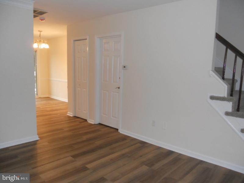 49 Erial Road, Unit A Blackwood, NJ 08012 - Photo 7 of 20 Living Room
