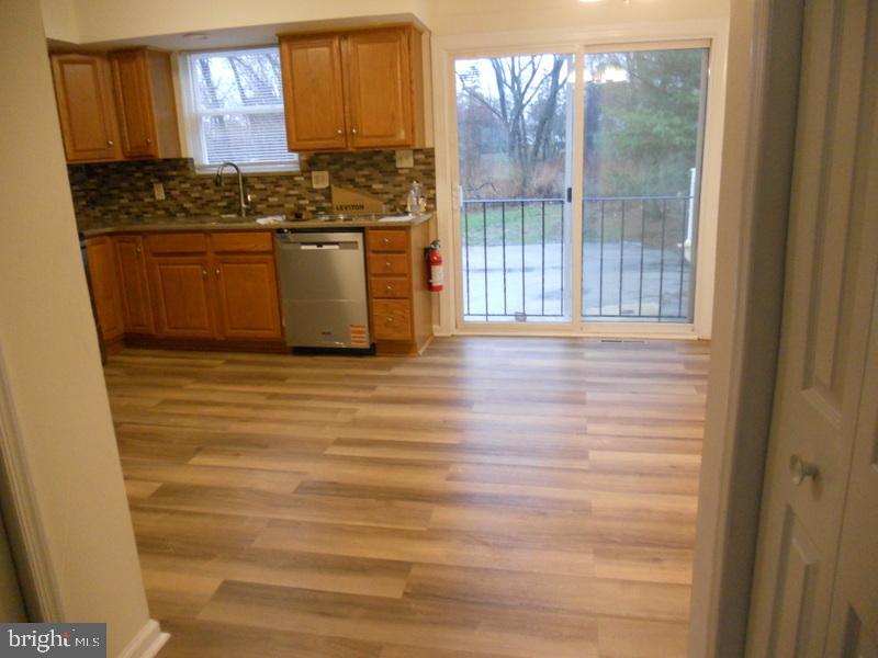 49 Erial Road, Unit A Blackwood, NJ 08012 - Photo 8 of 20 Kitchen