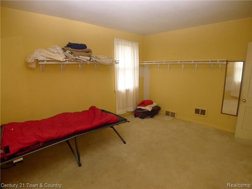 30004 West 10 Mile Road Farmington, MI 48336 - Photo 25 of 34