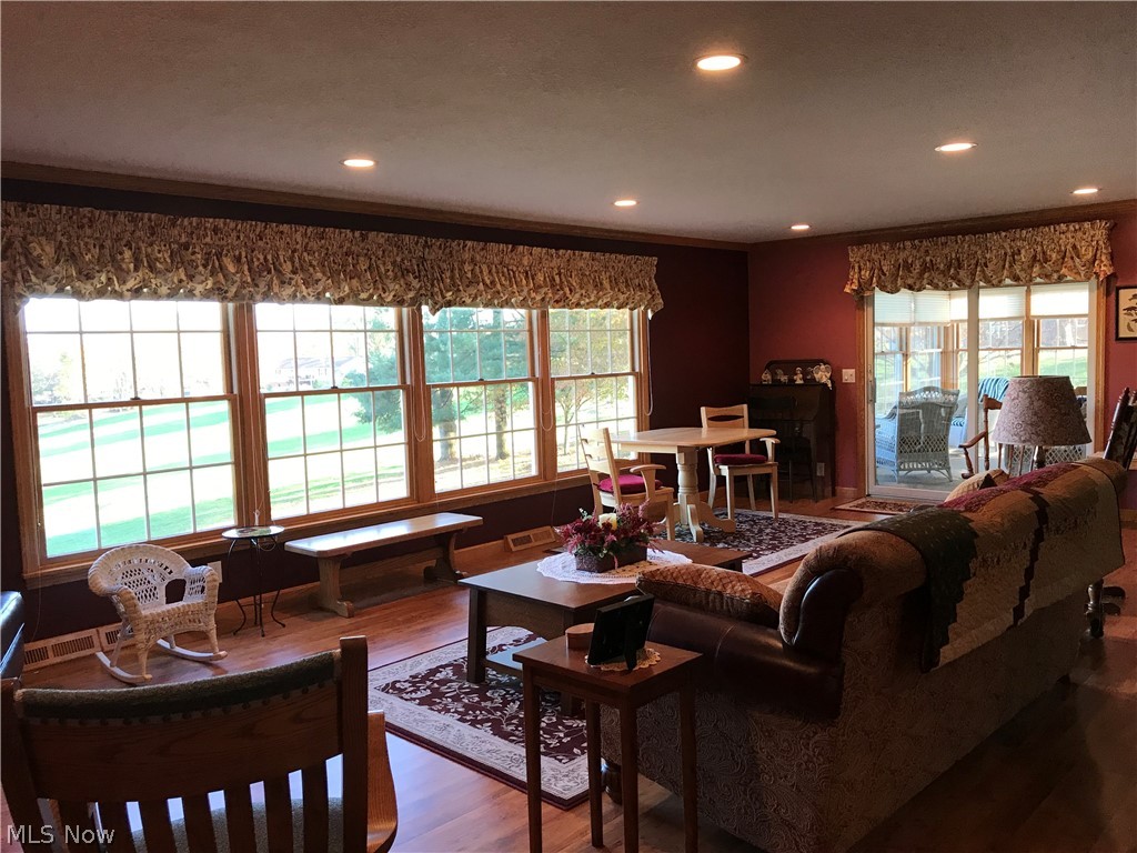 3086 Circleview Dover, OH 44622 - Photo 5 of 31 Gallery Image 5