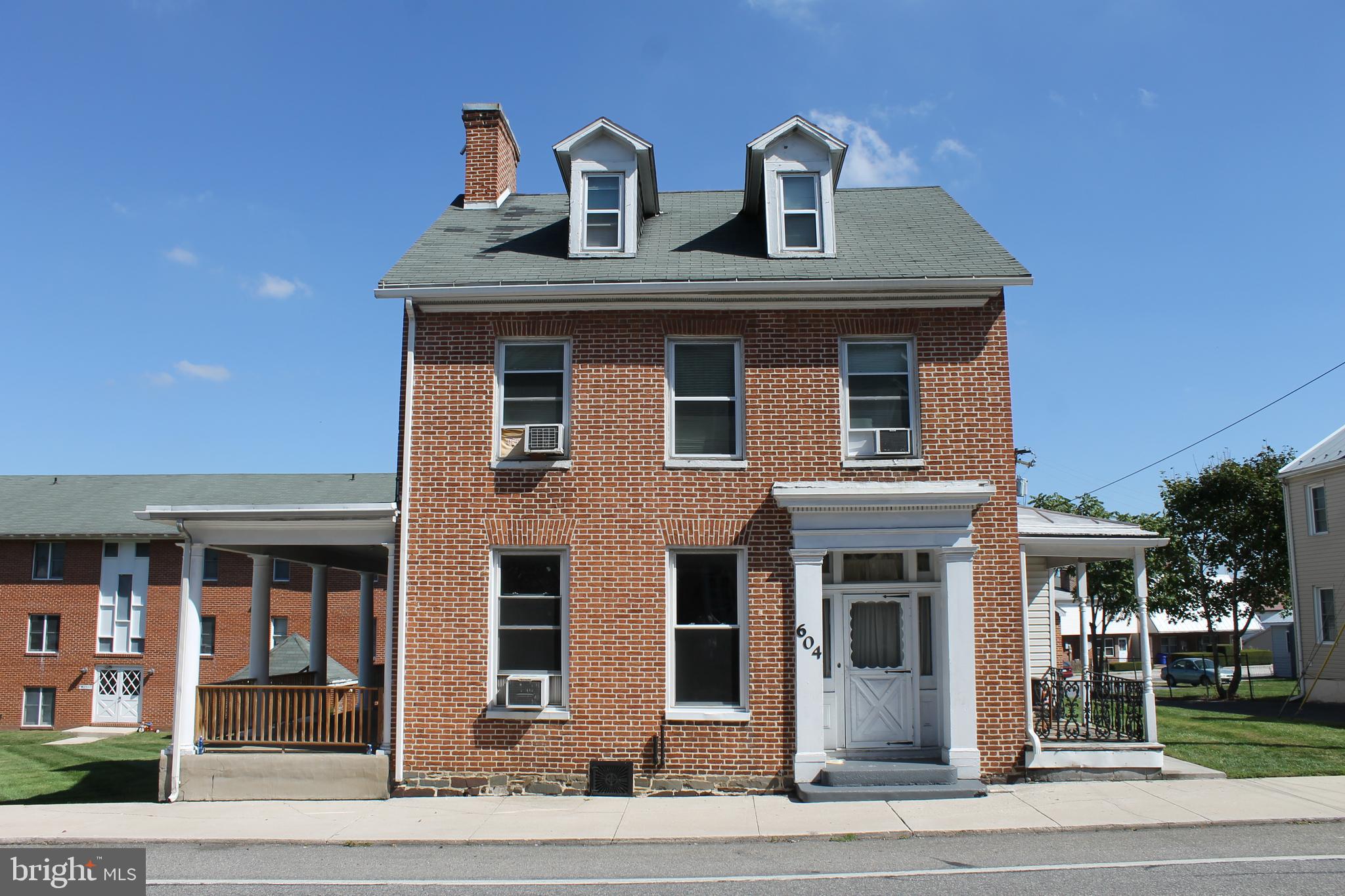 604 West Main Street, Unit 3 Emmitsburg, MD 21727 - Photo 1 of 13 a front view of school