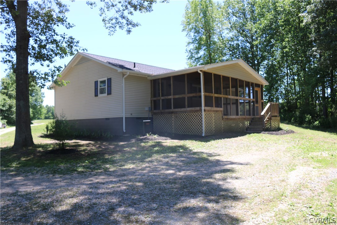 1375 Lewis Level Road Tappahannock, VA 22560 - Photo 7 of 44 Gallery Image 7