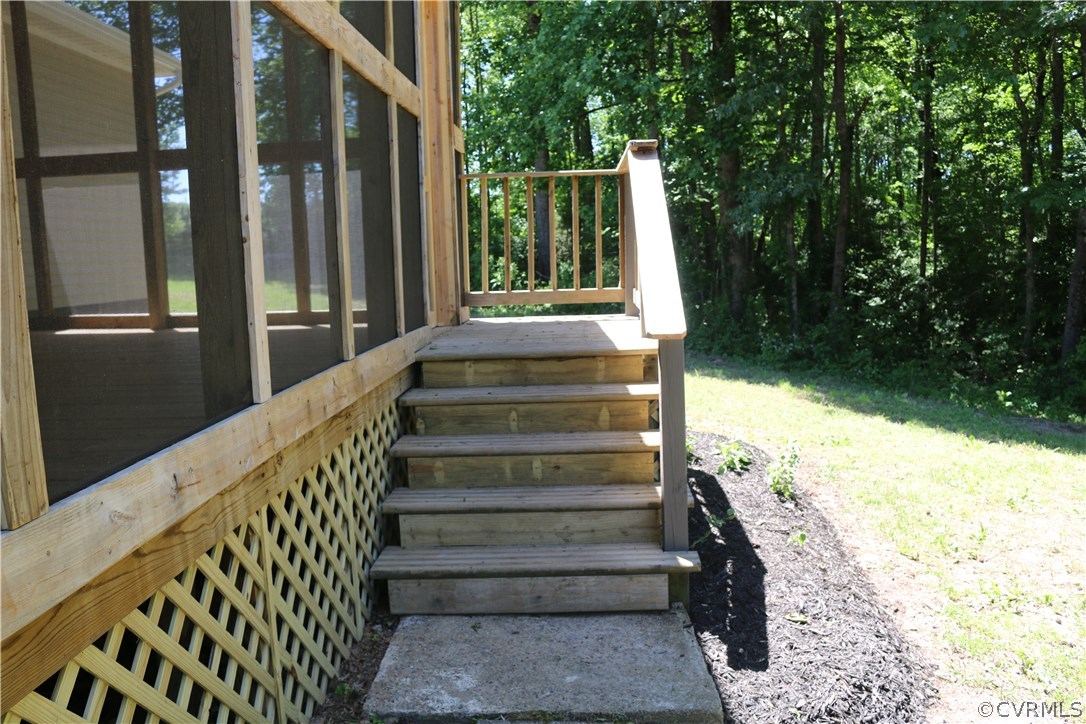 1375 Lewis Level Road Tappahannock, VA 22560 - Photo 10 of 44 Gallery Image 10