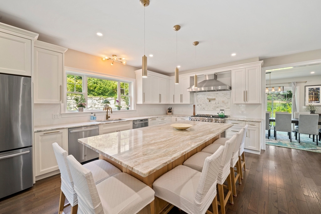 684 Holly Road Marshfield, MA 02050 - Photo 6 of 42 Gallery Image 6