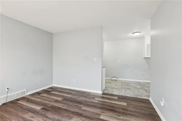 $650,000 | 206-216 East South Avenue, Belton, MO 64012