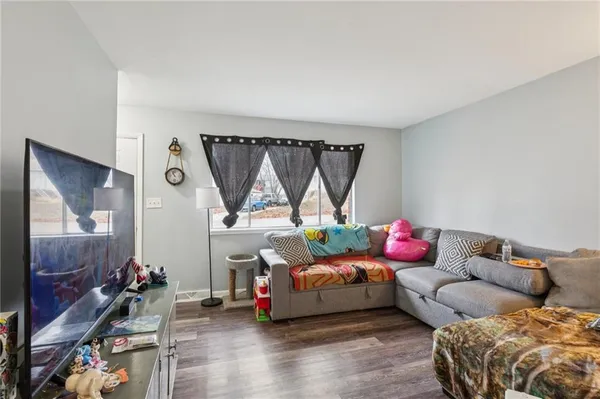 $650,000 | 206-216 East South Avenue, Belton, MO 64012