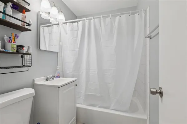 $650,000 | 206-216 East South Avenue, Belton, MO 64012