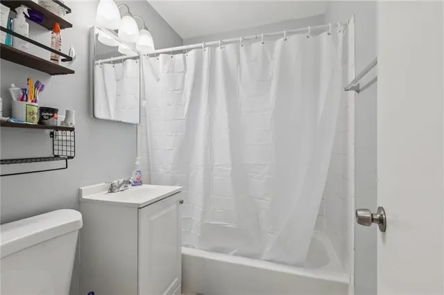 $650,000 | 206-216 East South Avenue, Belton, MO 64012