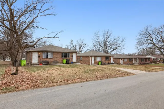 $650,000 | 206-216 East South Avenue, Belton, MO 64012