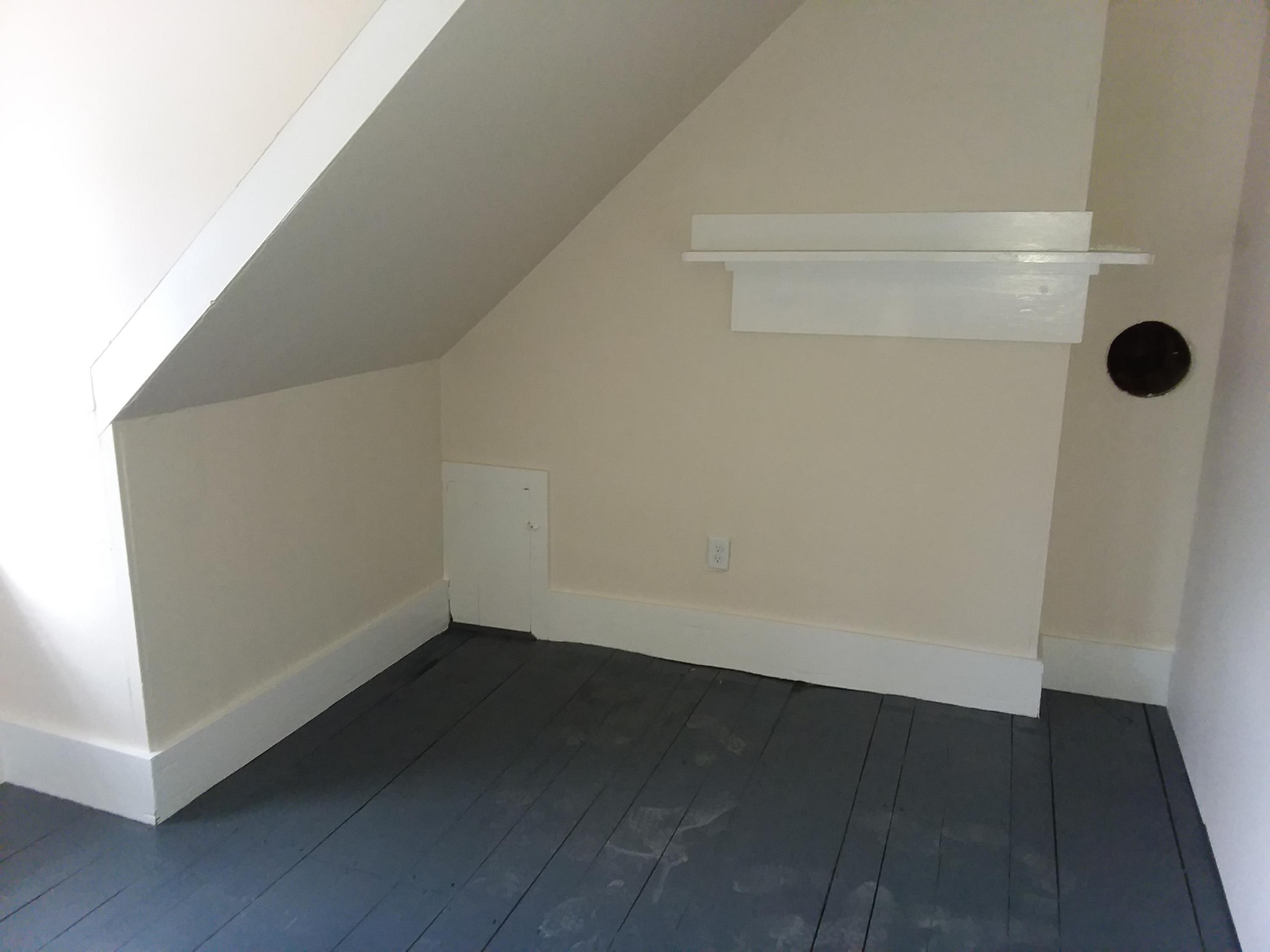 377 Parker Farm Road Buxton, ME 04093 - Photo 21 of 23 377 upstairs 2nd bedroom