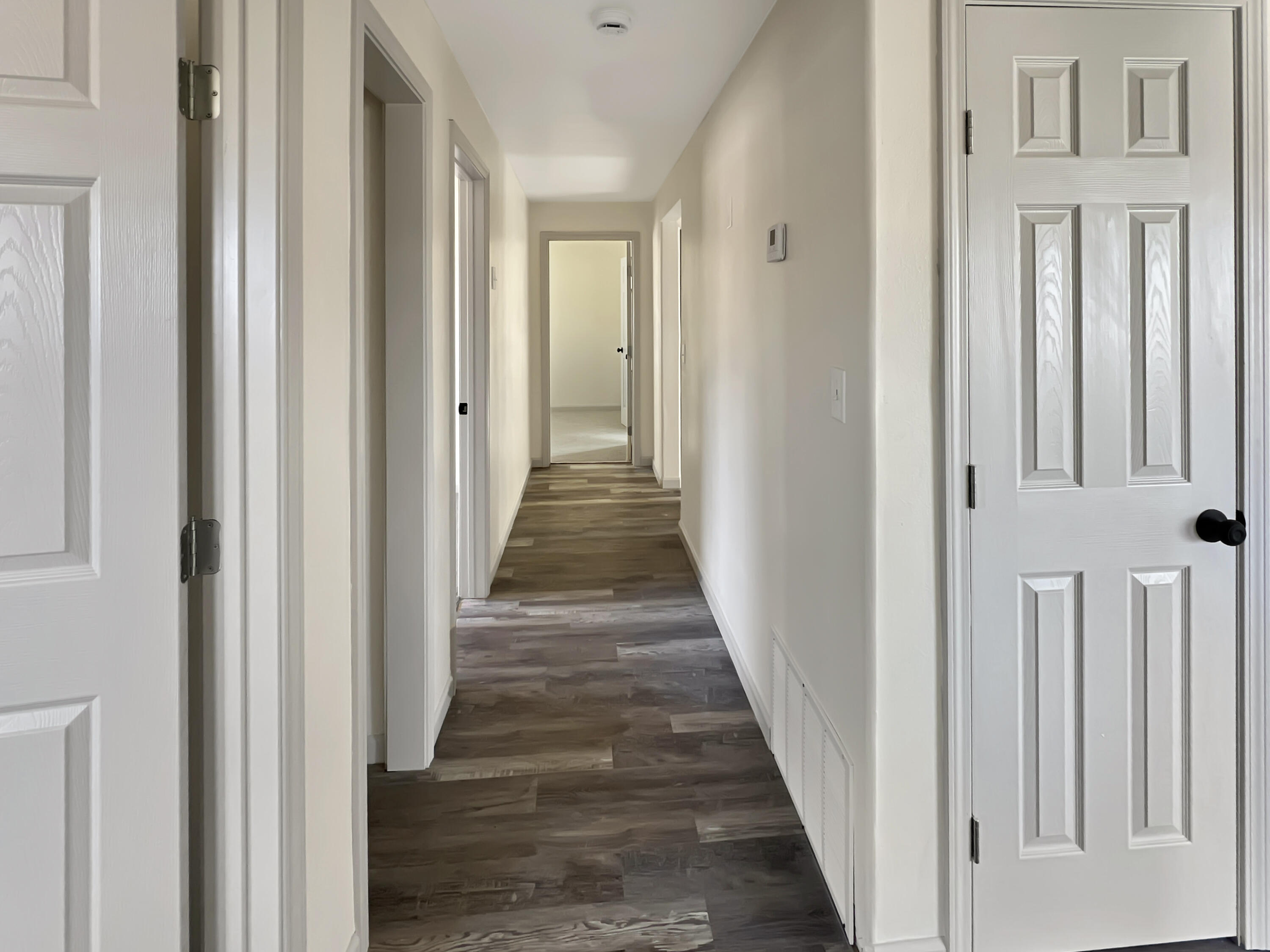 1212 9th Street Shallowater, TX 79363 - Photo 12 of 21 Hallway