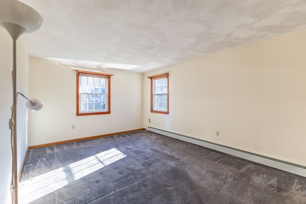 396 Old Farm Road Franklin, MA 02038 - Photo 15 of 35 Gallery Image 15