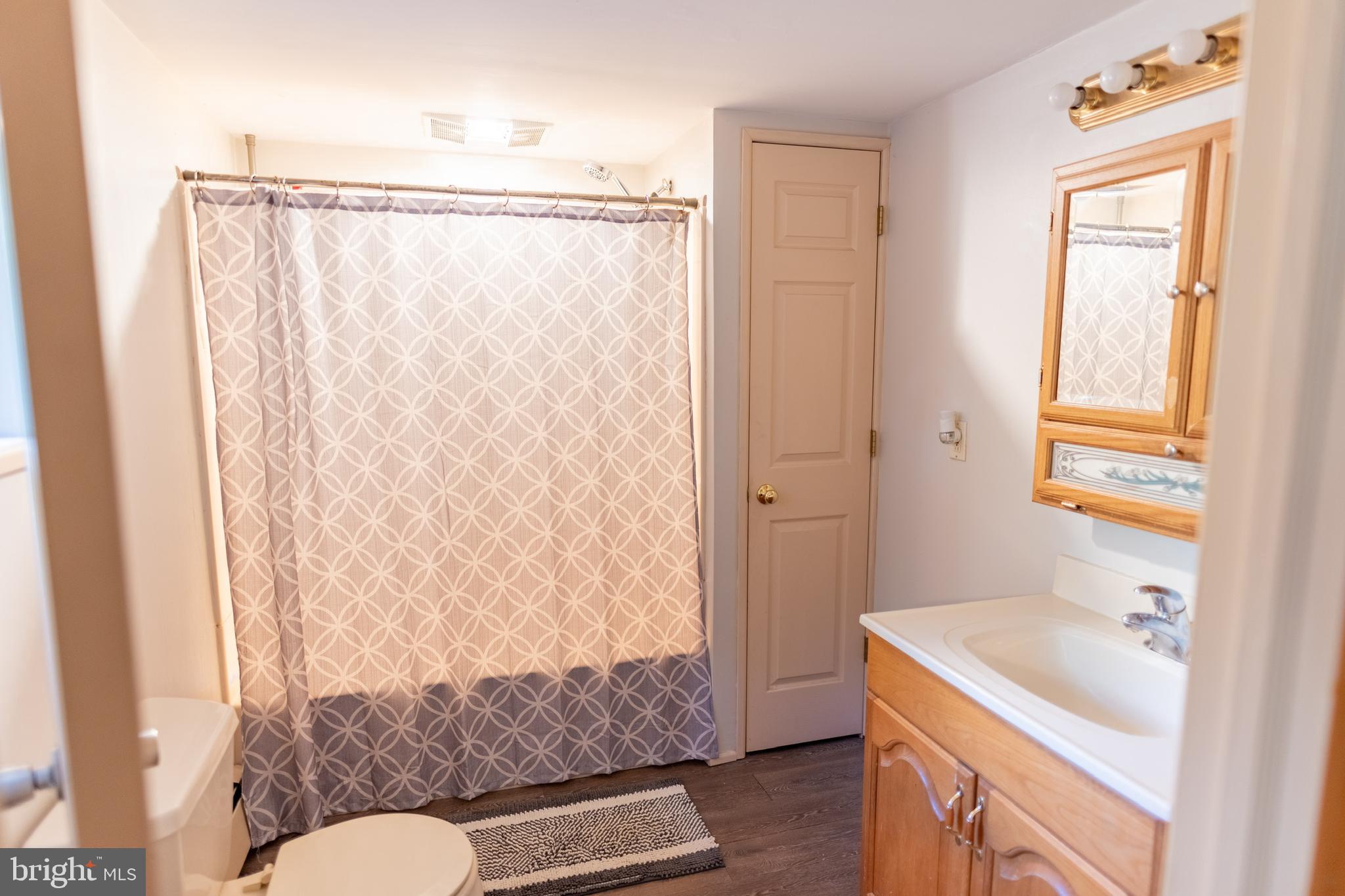 620 Johnson Road Sicklerville, NJ 08081 - Photo 20 of 27 2nd floor Full Bath