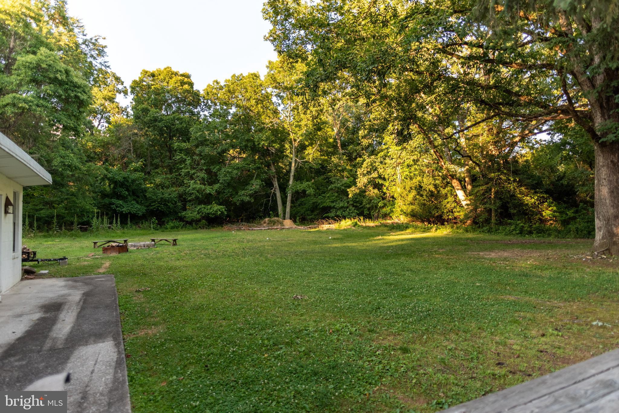 620 Johnson Road Sicklerville, NJ 08081 - Photo 26 of 27 View of rear yard