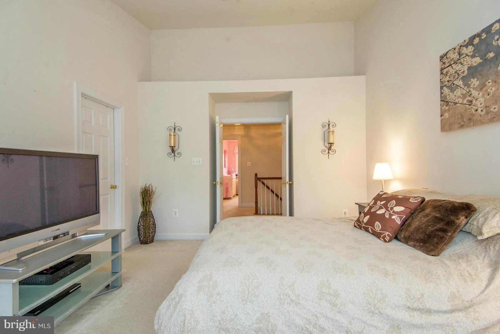 9189 Furey Road Lorton, VA 22079 - Photo 12 of 26 Bedroom (Master)