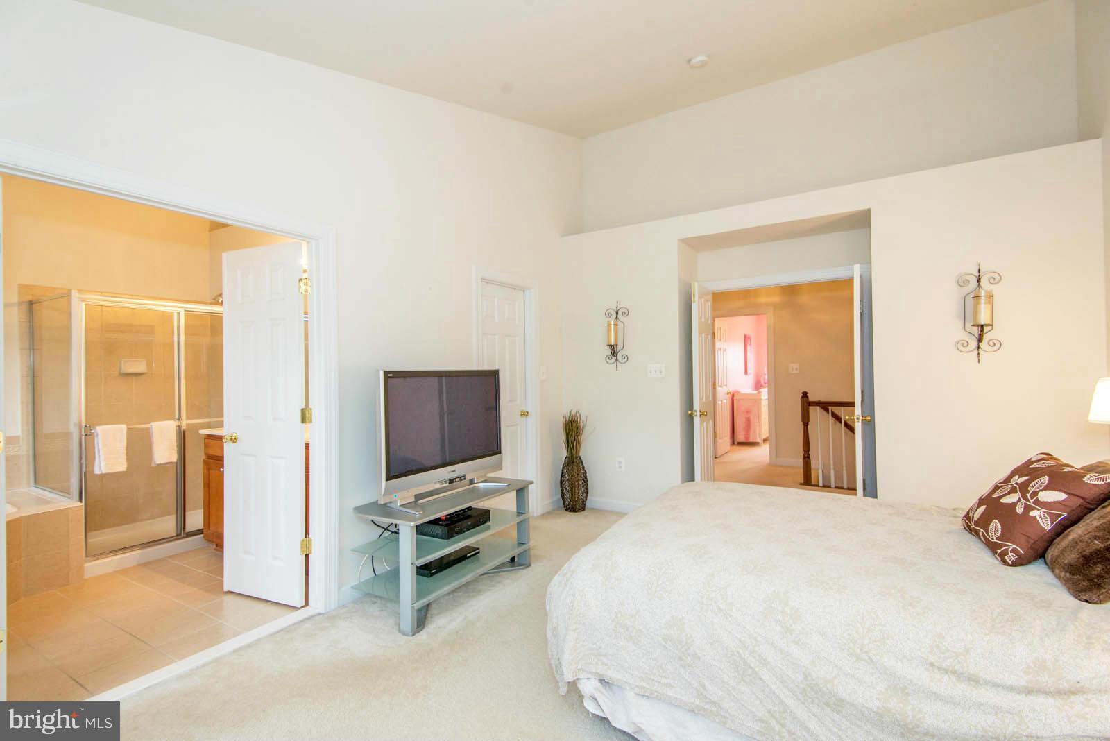9189 Furey Road Lorton, VA 22079 - Photo 13 of 26 Bedroom (Master)