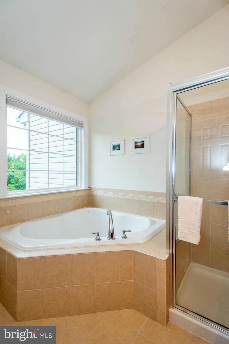 9189 Furey Road Lorton, VA 22079 - Photo 15 of 26 Bath (Master)