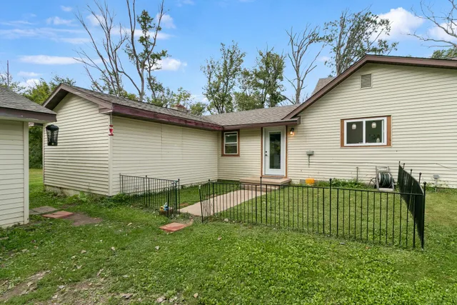 $240,000 | 2707 State Highway 13, Adams, WI 53910