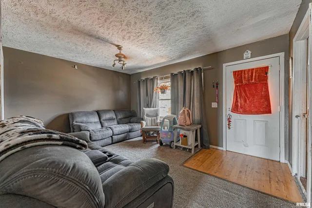 $89,900 | 131 North Street, Armington, IL 61721