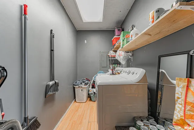 $89,900 | 131 North Street, Armington, IL 61721