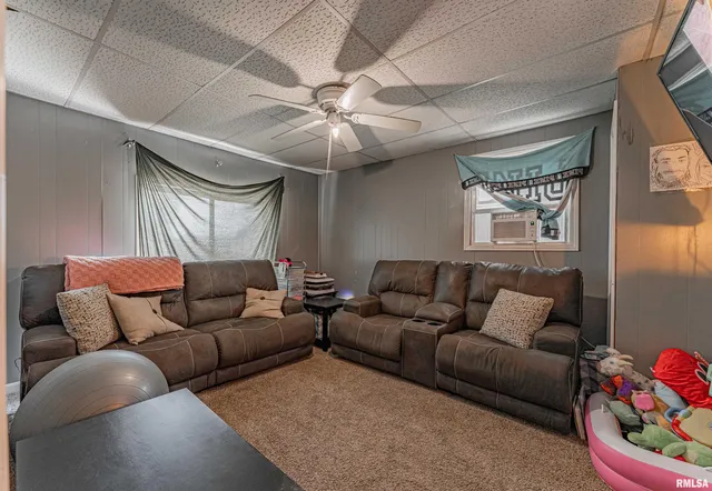 $89,900 | 131 North Street, Armington, IL 61721