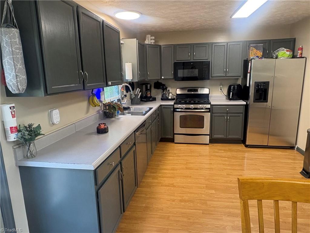 808 Creed Road Ararat, NC 27007 - Photo 13 of 28