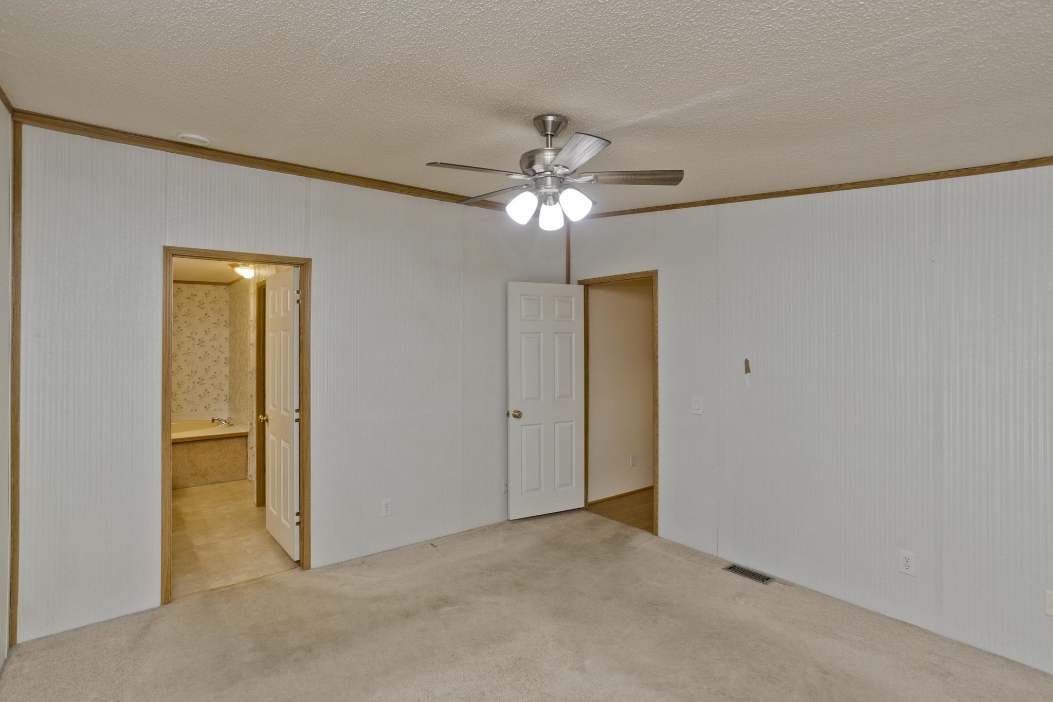 5 Somerset Road Chicopee, MA 01020 - Photo 14 of 41 Gallery Image 14