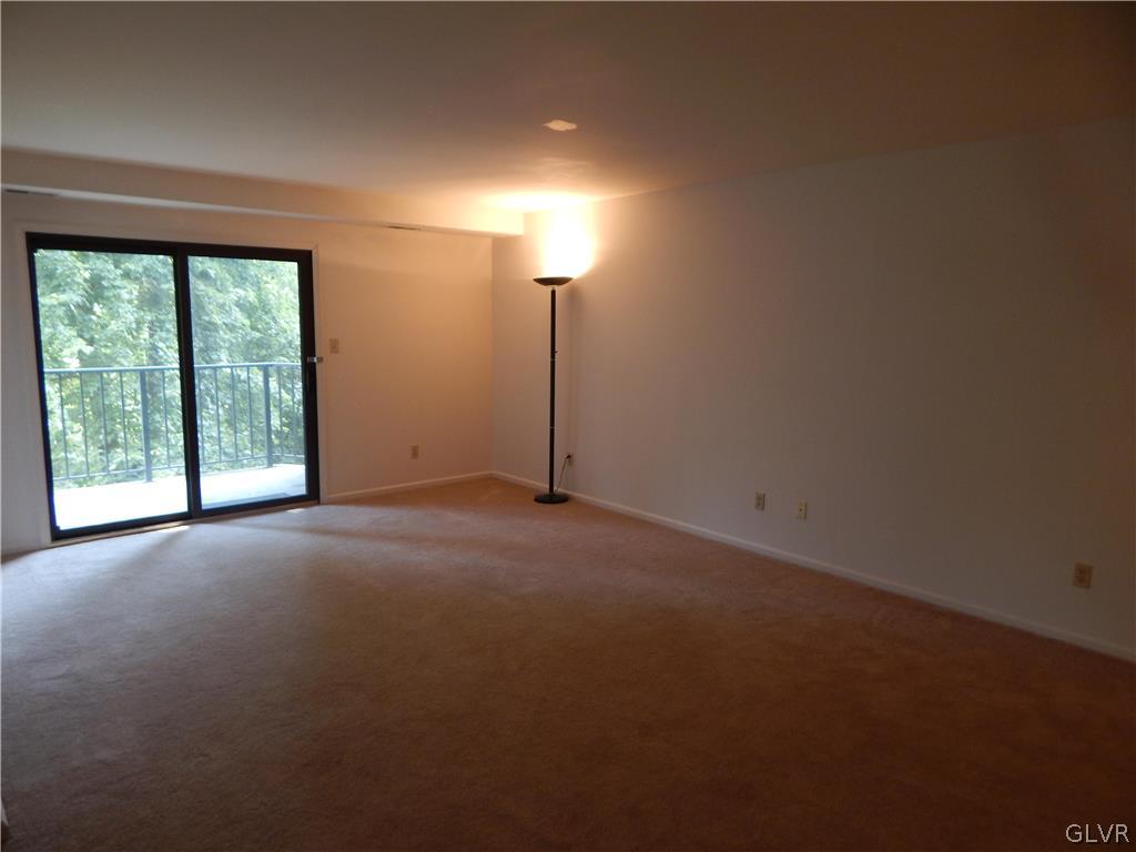 885 Cold Spring Road, Unit 8 Allentown, PA 18103 - Photo 2 of 10 Gallery Image 2