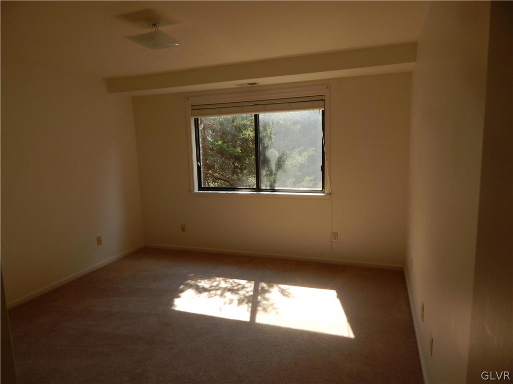 885 Cold Spring Road, Unit 8 Allentown, PA 18103 - Photo 6 of 10 Gallery Image 6