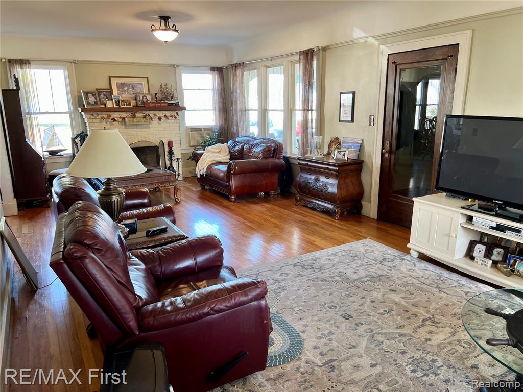 9280 North River Road Algonac, MI 48001 - Photo 11 of 44
