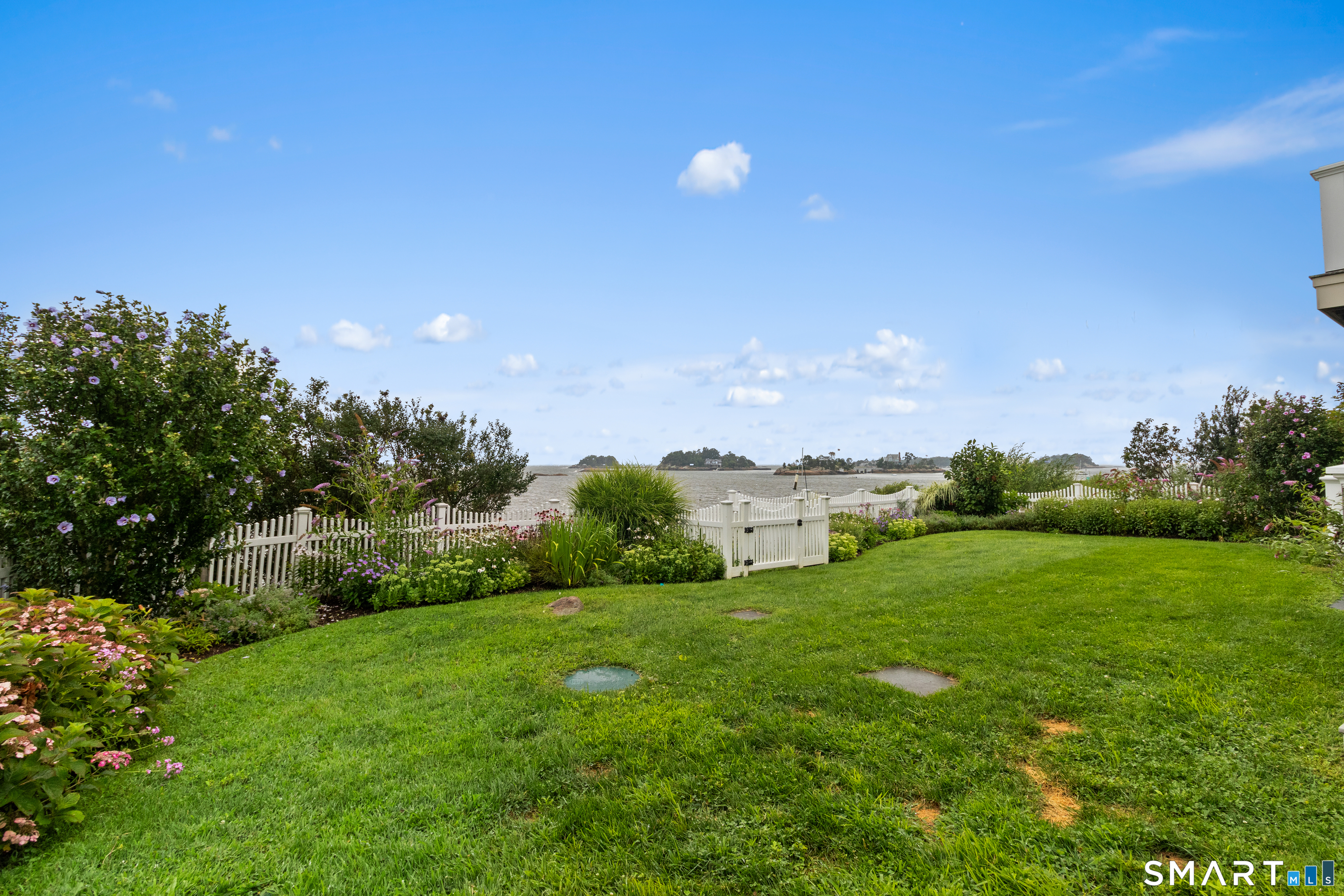 27 Prospect Hill Road Branford, CT 06405 - Photo 33 of 35