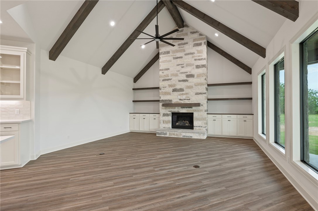 4602 Wesson Drive Bryan, TX 77808 - Photo 13 of 50 Beautiful living area