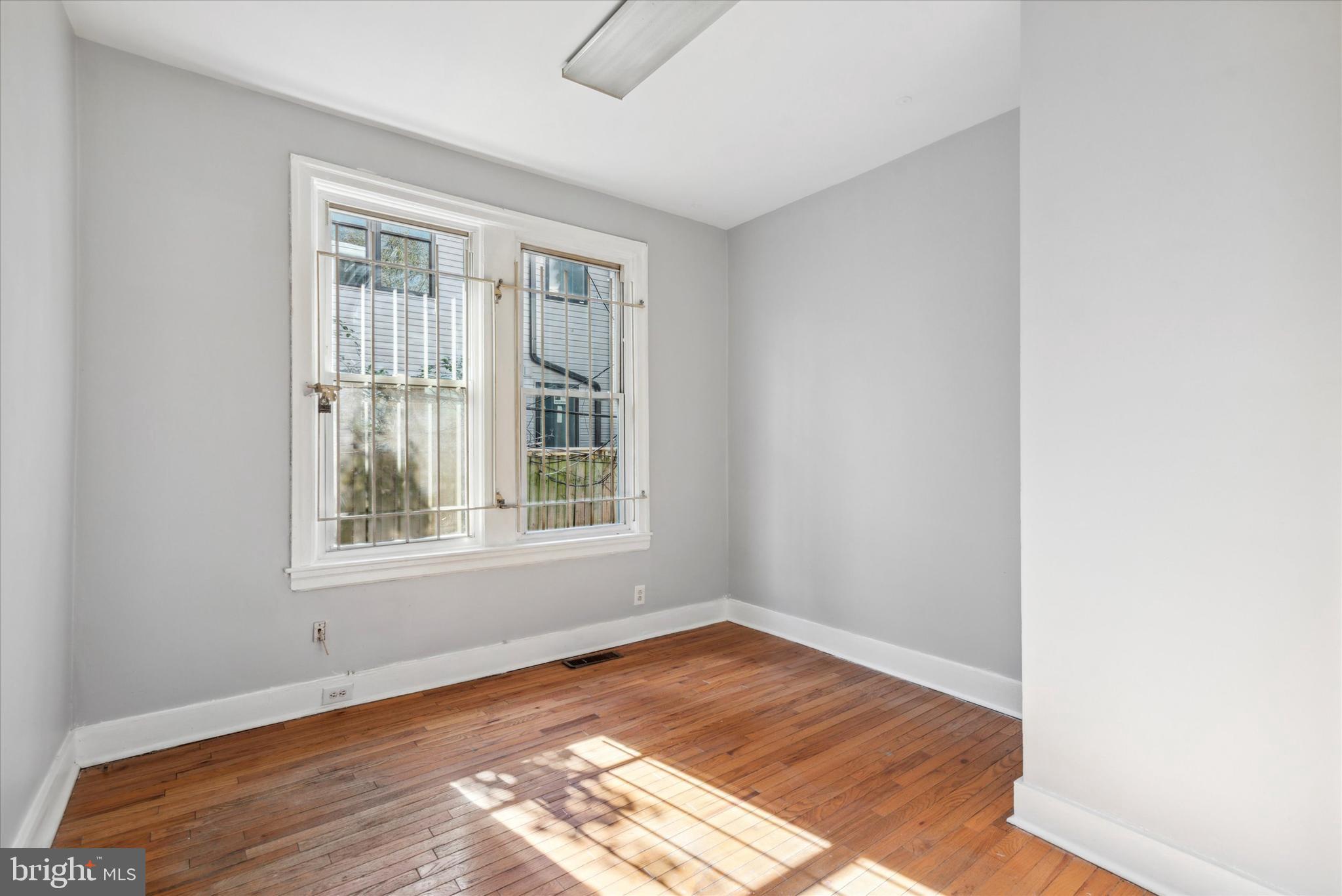 5236 Walnut Street, Unit 1R Philadelphia, PA 19139 - Photo 5 of 9