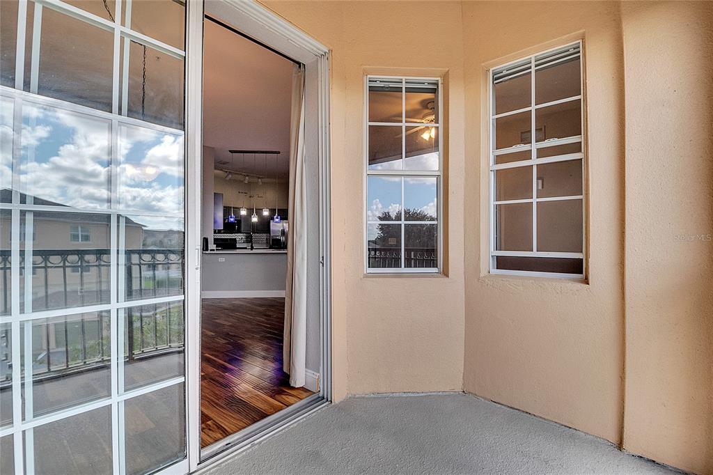 617 Terrace Ridge Circle, Unit 617 Davenport, FL 33896 - Photo 11 of 42 a view of livingroom with window