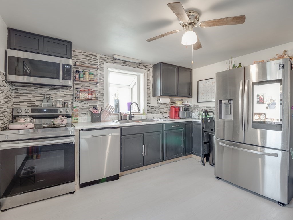 12 Hollis Road Lynn, MA 01904 - Photo 7 of 23 Gallery Image 7