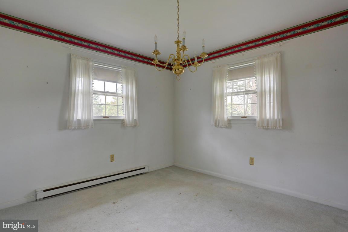 1118 Nissley Road Lancaster, PA 17601 - Photo 12 of 31 Gallery Image 12