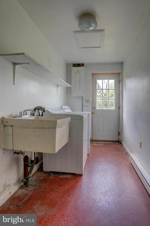 1118 Nissley Road Lancaster, PA 17601 - Photo 25 of 31 Gallery Image 25
