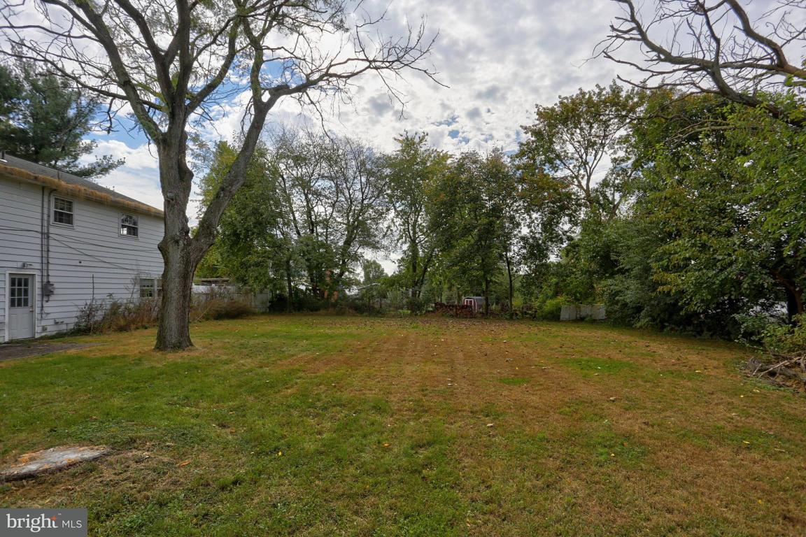 1118 Nissley Road Lancaster, PA 17601 - Photo 29 of 31 Gallery Image 29