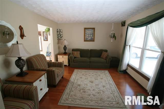 11867 Coon Hunters Road Blue Grass, IA 52726 - Photo 2 of 10 Gallery Image 2