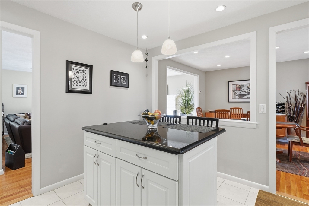 55 Ledgewood Road Framingham, MA 01701 - Photo 14 of 42