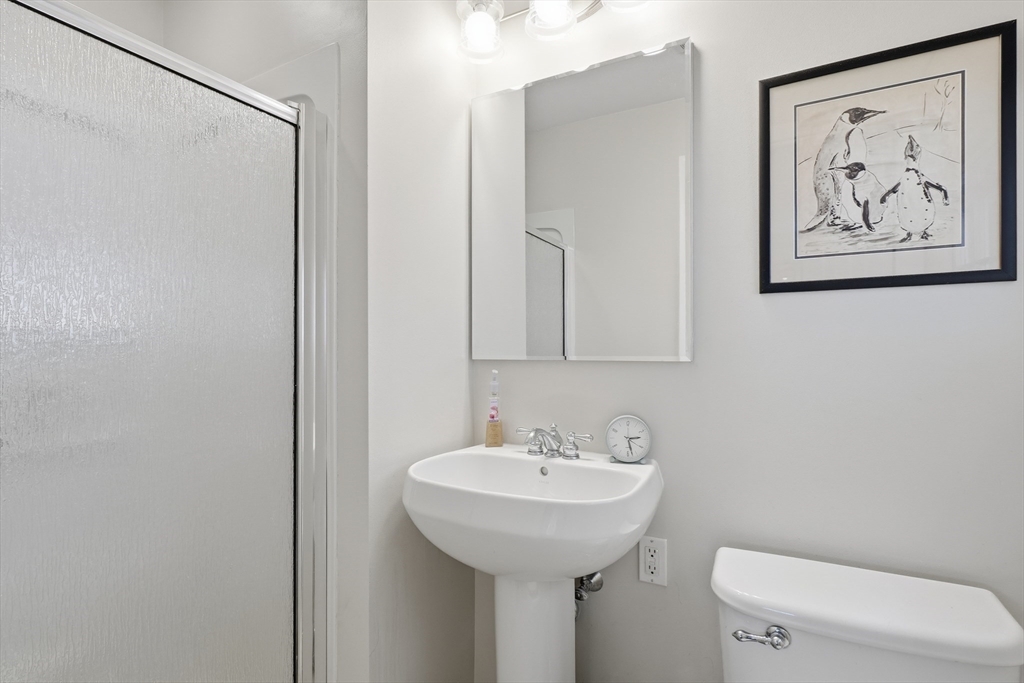 55 Ledgewood Road Framingham, MA 01701 - Photo 23 of 42