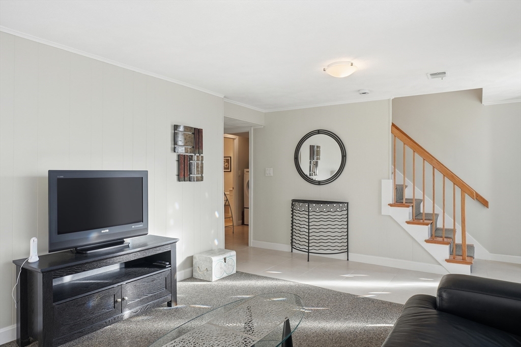 55 Ledgewood Road Framingham, MA 01701 - Photo 27 of 42