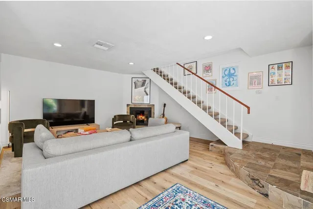 $719,000 | 3728 Summershore Lane, Westlake Village, CA 91361