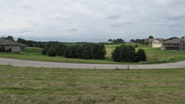 $48,900 | Lot 31 16th Fairway Drive, Viroqua, WI 54665