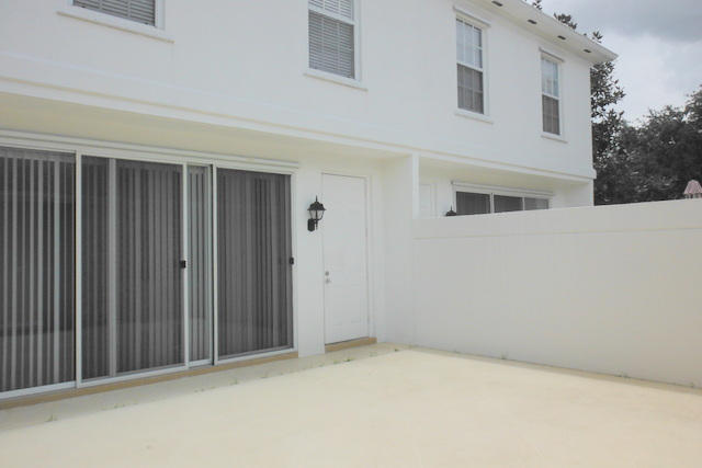 158 Promenade Way Jupiter, FL 33458 - Photo 8 of 23 Patio