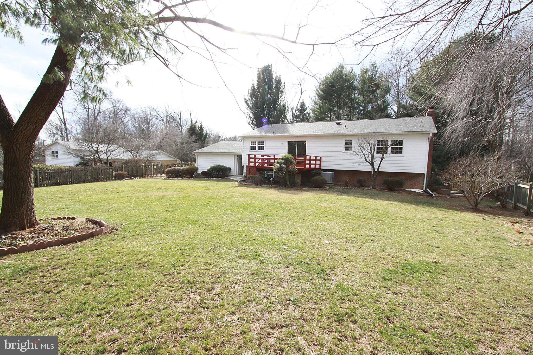 3203 Fox Mill Road Oakton, VA 22124 - Photo 4 of 27 Exterior (General)