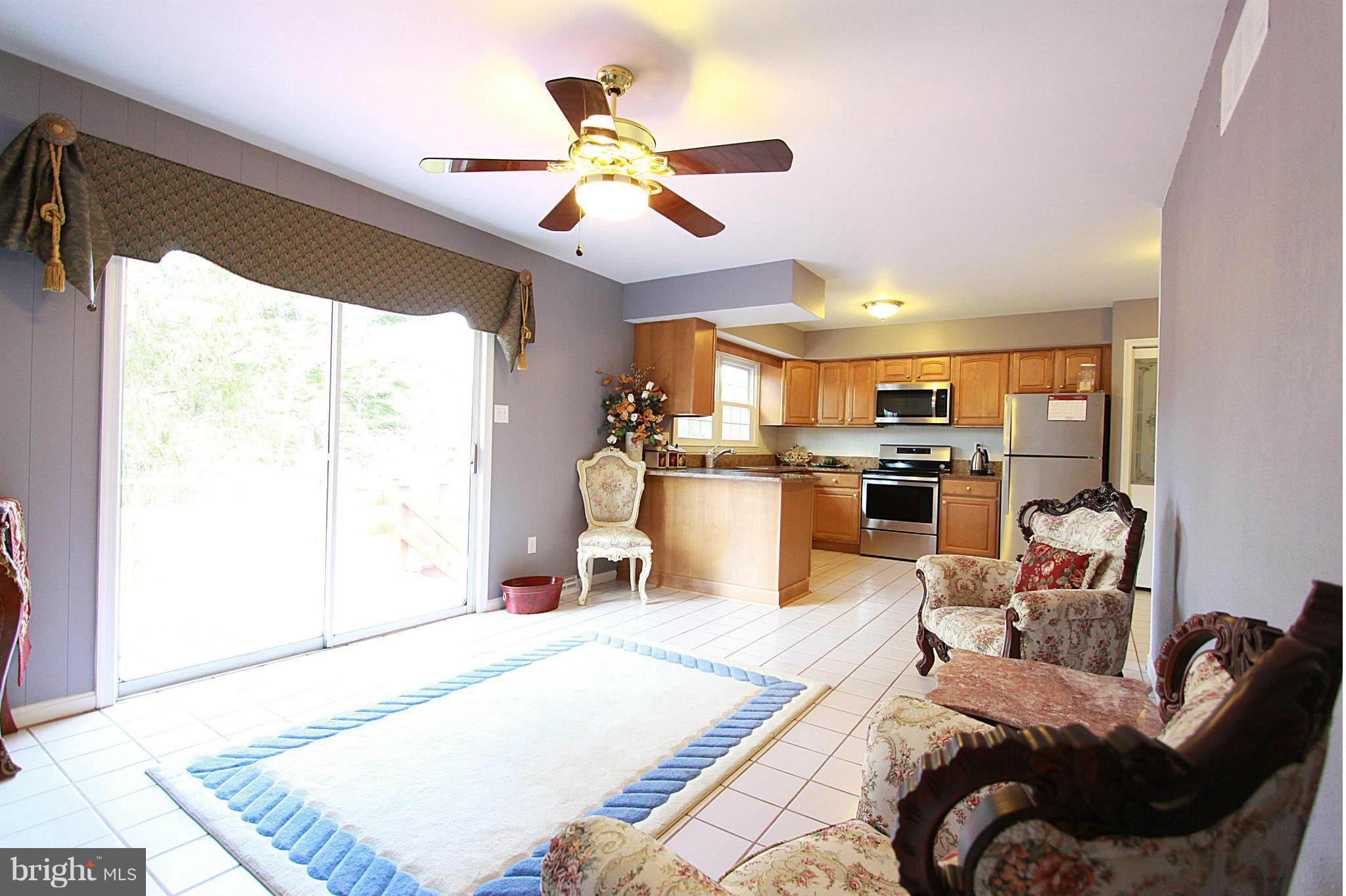 3203 Fox Mill Road Oakton, VA 22124 - Photo 9 of 27 Interior (General)