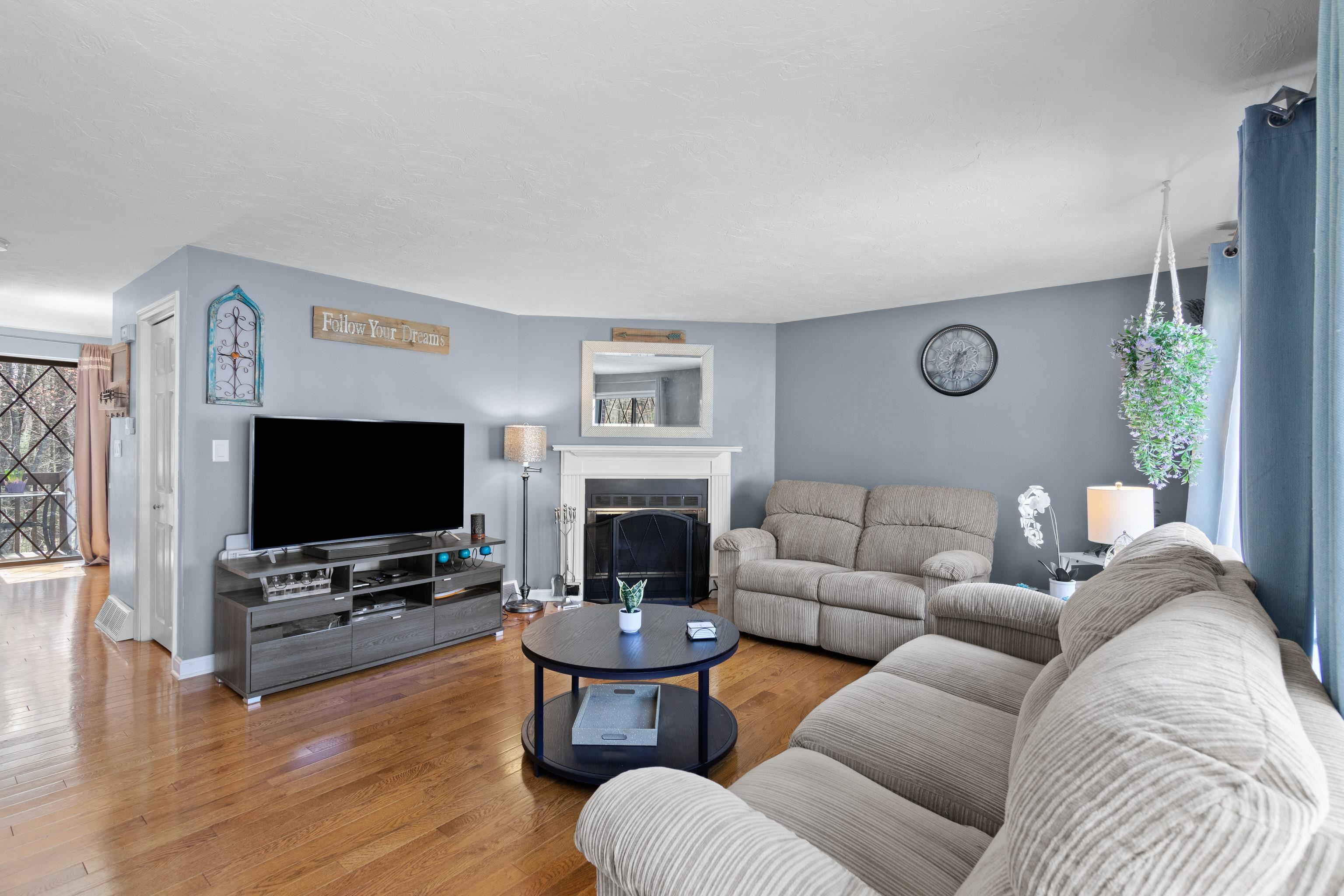 17 Plasic Road, Unit 17 Merrimack, NH 03054 - Photo 5 of 36