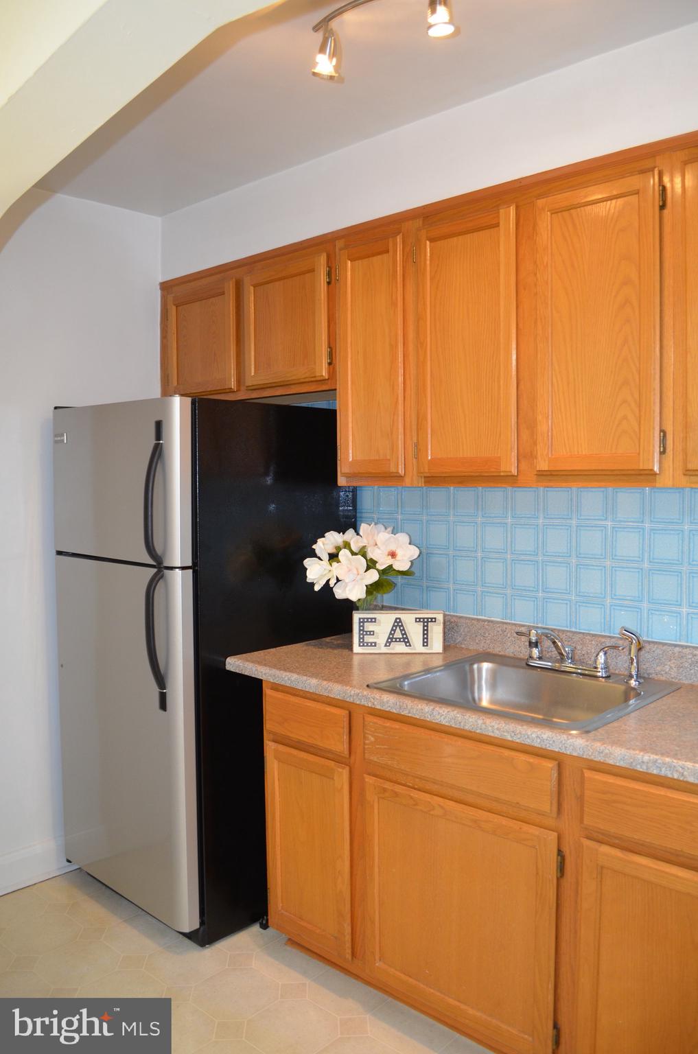 503 Sunset Road Baltimore, MD 21223 - Photo 11 of 21 Kitchen